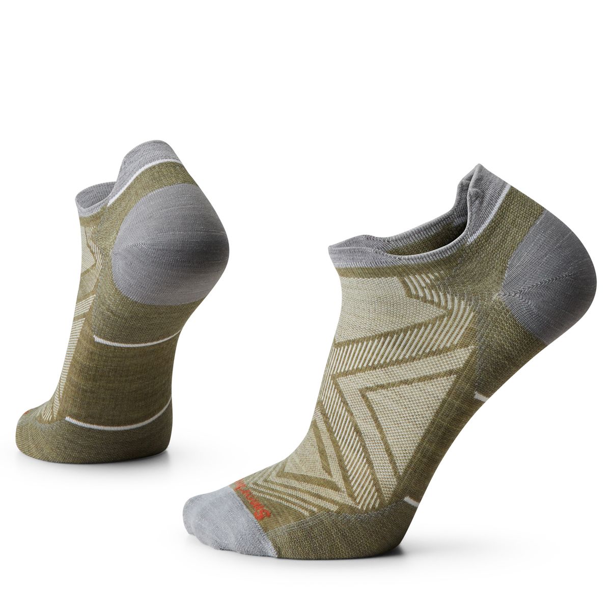 Smartwool Run Zero Cushion Merino Wool Rainbow Low Ankle Socks for Men and  Women – Pride Edition