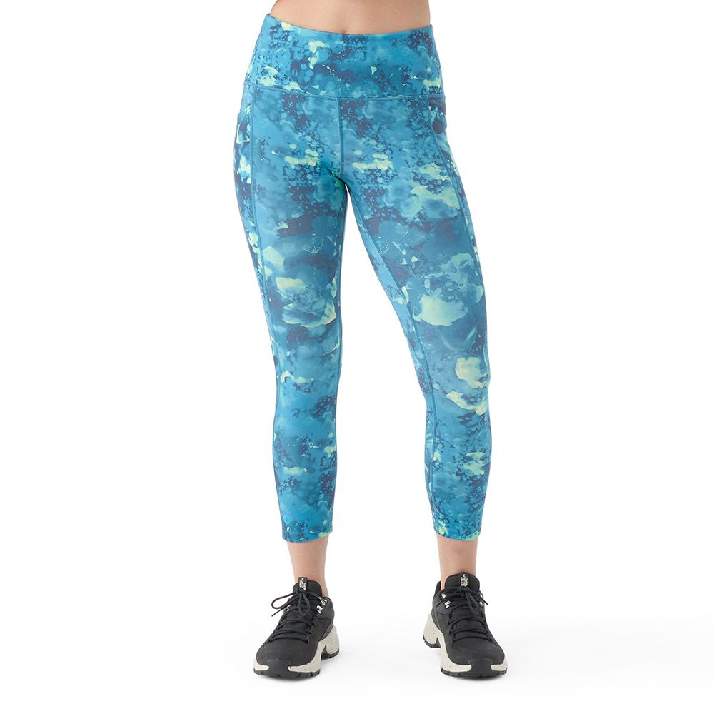all In Motion Women's Sculpted Linear Camo High-Rise 7/8 Leggings. XE114 XS